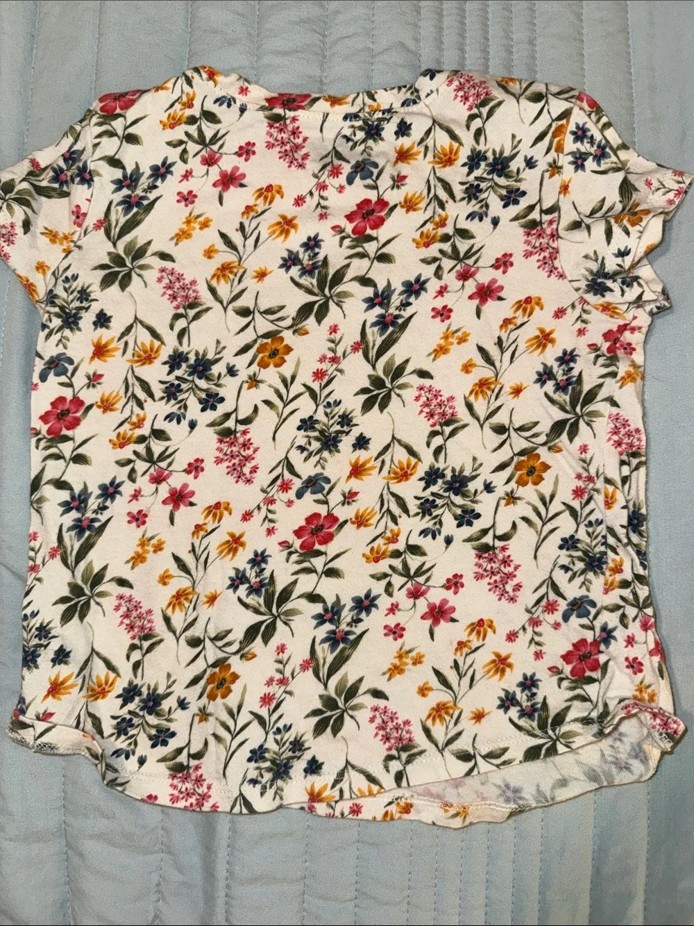 Old Navy Flowers/Floral Graphic Tee